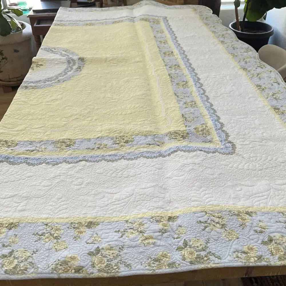 Vintage Yellow Floral Medallion Design Cotton Quilt 87